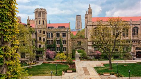 University of Chicago Ties for No. 3 Spot on Best Colleges List | WTTW News