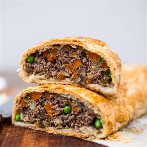 Ground Beef Wellington Puff Pastry With Cheddar Cheese - Carver Prole1991