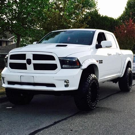 Dodge Ram 1500 Lifted 6 Inches