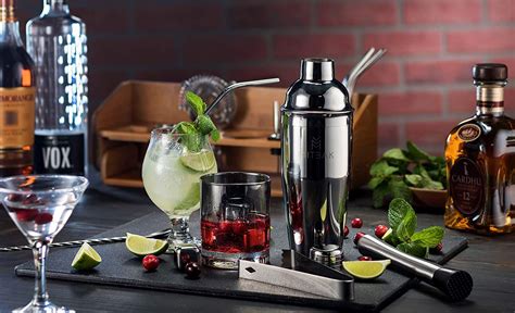 Top 10 Best Cocktail Sets in 2021 Reviews | Guide