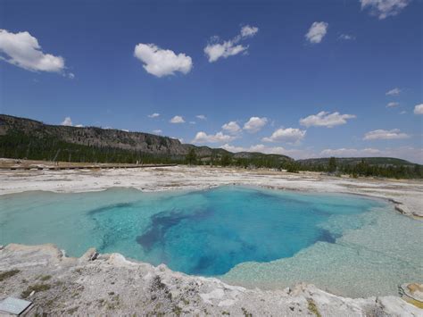 Biscuit Basin Trail at Yellowstone National Park • Nature Trail ...