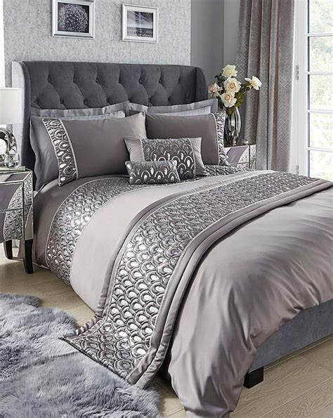 Crystal Silver Duvet Cover Set in 2020 | Duvet cover sets, Silver ...