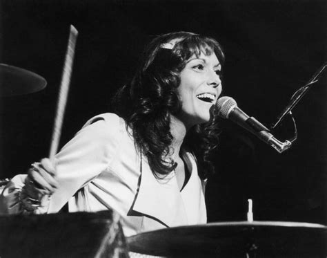 The Tragic Death Of Karen Carpenter, The Beloved Singer Of The Carpenters