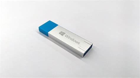 Microsoft has begun selling Windows 10 USB drives