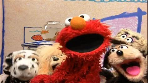 Elmo's World: Babies, Dogs & More (2000)