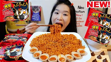 NEW!! Crazy Spicy 2.5x Nuclear Fire Noodles Challenge | Samyang Ramen ...