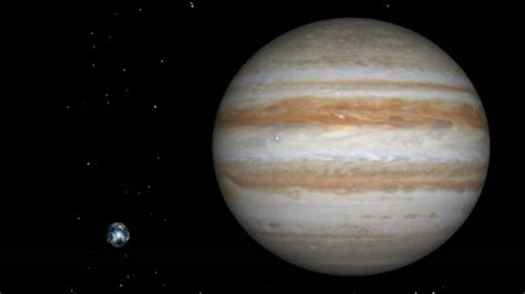 Scale of the Solar System - Earth, Jupiter, Sun - YouTube