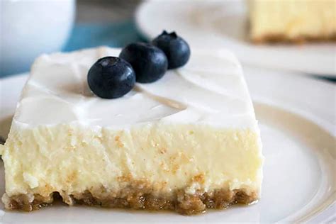 Sour Cream Topped Cheesecake (9x13) - Cooking with Mamma C