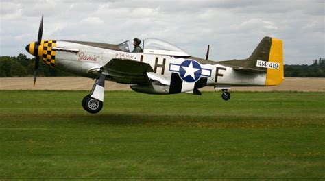 North American P-51 Mustang - Aircrafts and Planes