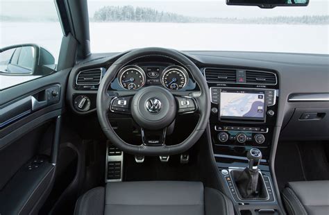 Interior of the Golf R | Volkswagen Newsroom