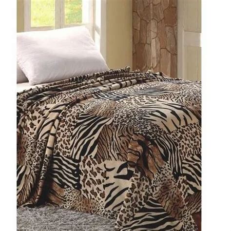 Printed Double Animal Print Fleece Blankets, Packaging Type: Packet at ...