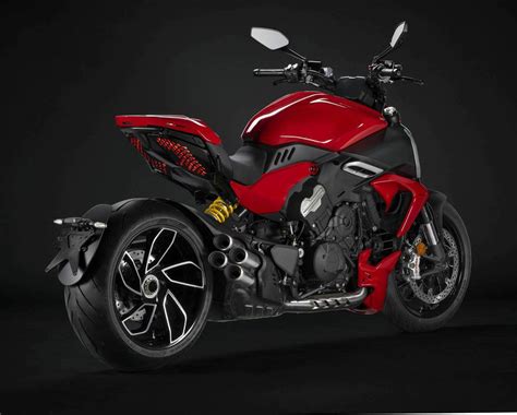 2023 Ducati Diavel V4