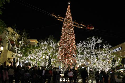 Christmas in Los Angeles, gift ideas, Christmas events and things to do