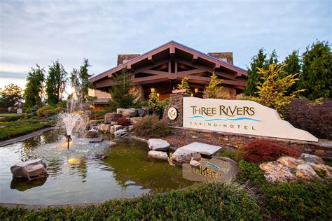 Hotels in Florence, OR | Three Rivers Resort