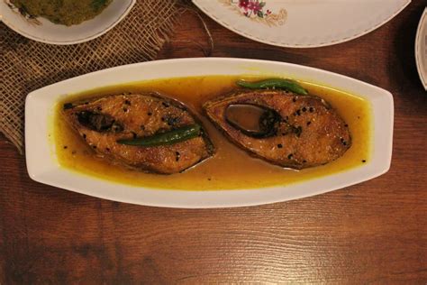 Ilish Er Tel Jhol Recipe - Bengali Hilsa Fish Curry by Archana's Kitchen