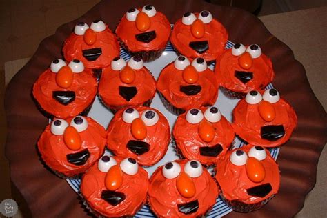 Elmo Birthday Cake