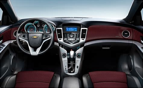 Cruze Comes To Town: Chevy unveils 40-mpg Eco model and RS package ...