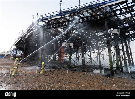 Hastings pier fire hi-res stock photography and images - Alamy