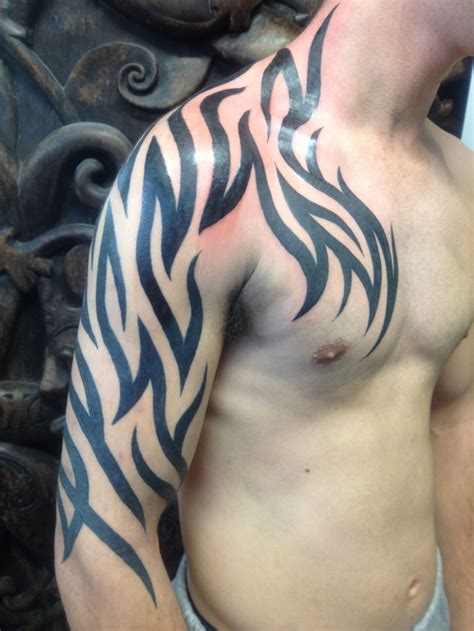 50 Tribal Tattoos For Men – Yo Tattoo