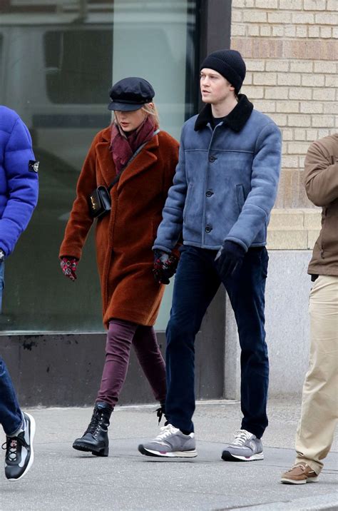 Taylor Swift boyfriend Joe Alwyn – Out and about in NYC – GotCeleb