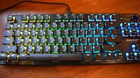 Roccat Vulcan TKL Pro Gaming Keyboard Review: Optical Titan | Tom's ...