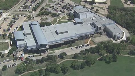 2 students arrested in connection to threats at Irving Nimitz HS | FOX ...