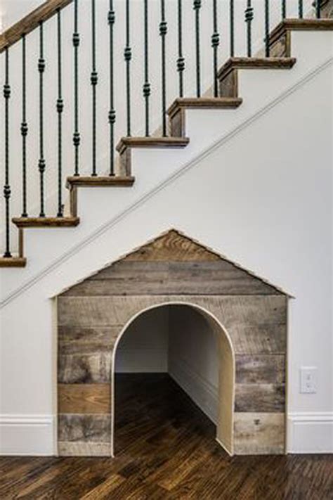 12 Awesome Under Stair Dog House Ideas To Maximize Your Space ...