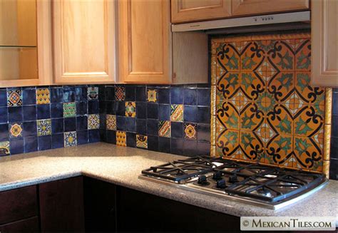 MexicanTiles.com - Kitchen Backsplash with Decorative Mural Using ...