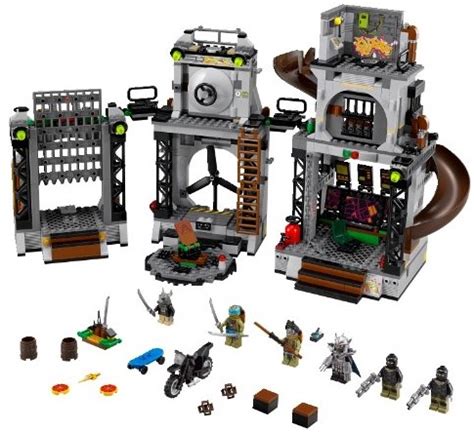 LEGO Ninja Turtles Movie Turtle Lair Invasion 79117 Set Revealed ...