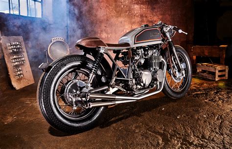 FOUR POT SUPERSHOT. A Classic Honda CB550 Cafe Racer from Mellow ...