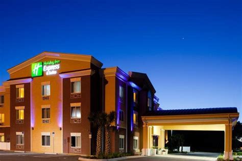 Holiday Inn Express Hotel & Suites Brooksville-I-75 in Brooksville (FL ...