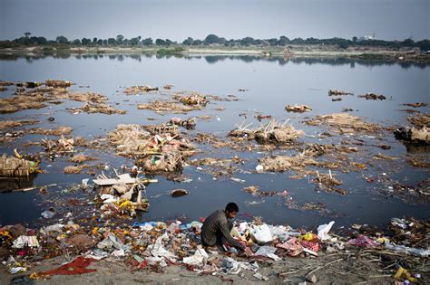 Government Pledges to Clean Up Yamuna River (Again) - The New York Times