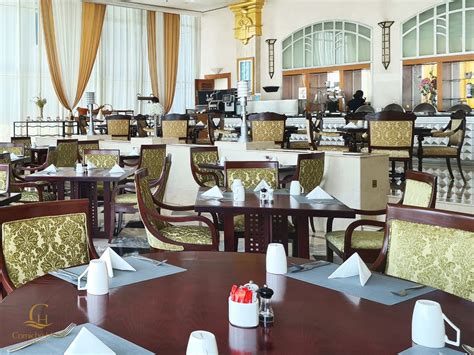 Restaurant | Corniche Hotel Sharjah