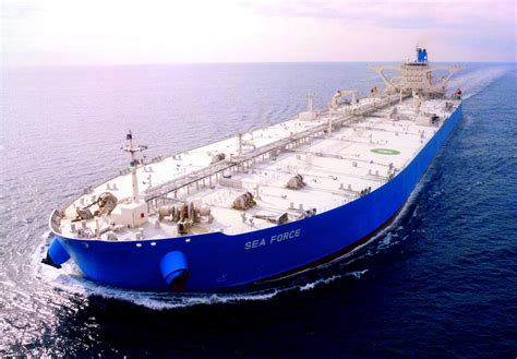 With Land Depots Full, Oil Companies Turn to Tankers | Financial Tribune