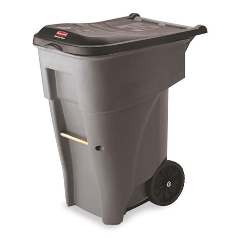 Rubbermaid Commercial Products Brute Rollout 65-Gallon Gray Plastic ...