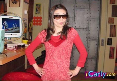 iCarly Behind the Scenes