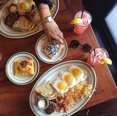 12 Places That Serve Breakfast All Day - Arlington Magazine