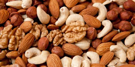 Peanuts vs Cashews vs. Almonds vs Walnuts: What's The Best Nut?