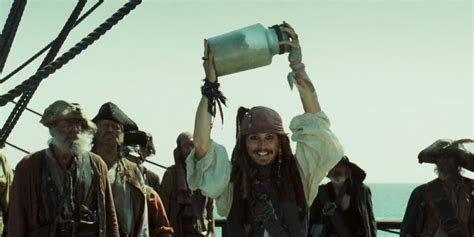 Pirates Of The Caribbean: Jack Sparrow's 5 Funniest Scenes (& His 5 ...