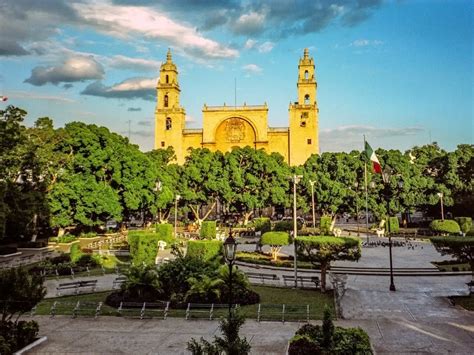 Merida Yucatan Mexico: Things to Do + Merida Travel Guide