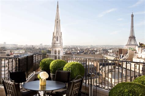 Four Seasons Hotel George V Paris in Parigi, Francia - Hotel di lusso ...