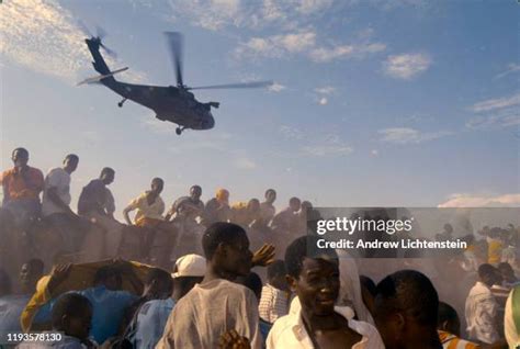 Haiti Us Soldiers Photos and Premium High Res Pictures - Getty Images