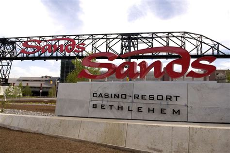 Las Vegas Sands Shares Drop as Top Shareholder Sells $2B in Stock to ...