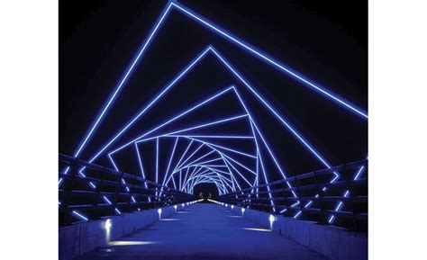 Lighting Installation Turns Iowa Bridge into Work of Art | 2018-02-08 ...