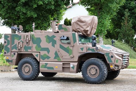 The French Army unveils its new CAM.TAC camouflage scheme on the VBAE ...