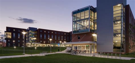 Oakland University Oak View Hall - Neumann/Smith Architecture