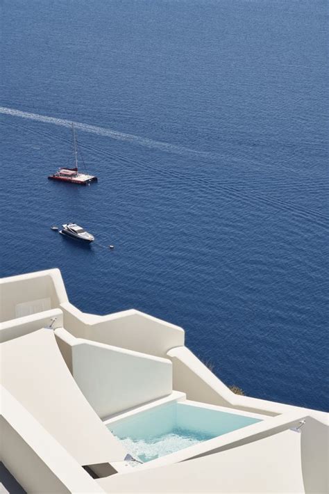 Canaves Oia Suites, Luxury Hotel in Santorini | Small Luxury Hotels of ...