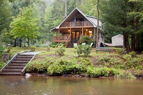 Cabin, Cabin exterior, Fishing cabin