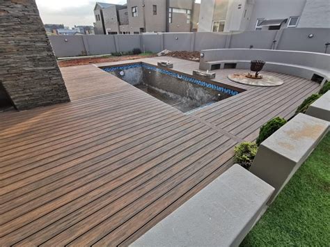 Composite Decking in Extreme Climates: How It Stands Up to Heat & Cold ...