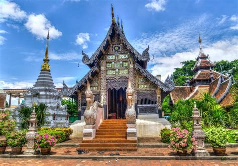 Complete Guide to Chiang Mai Old City | ActivityFan Blog